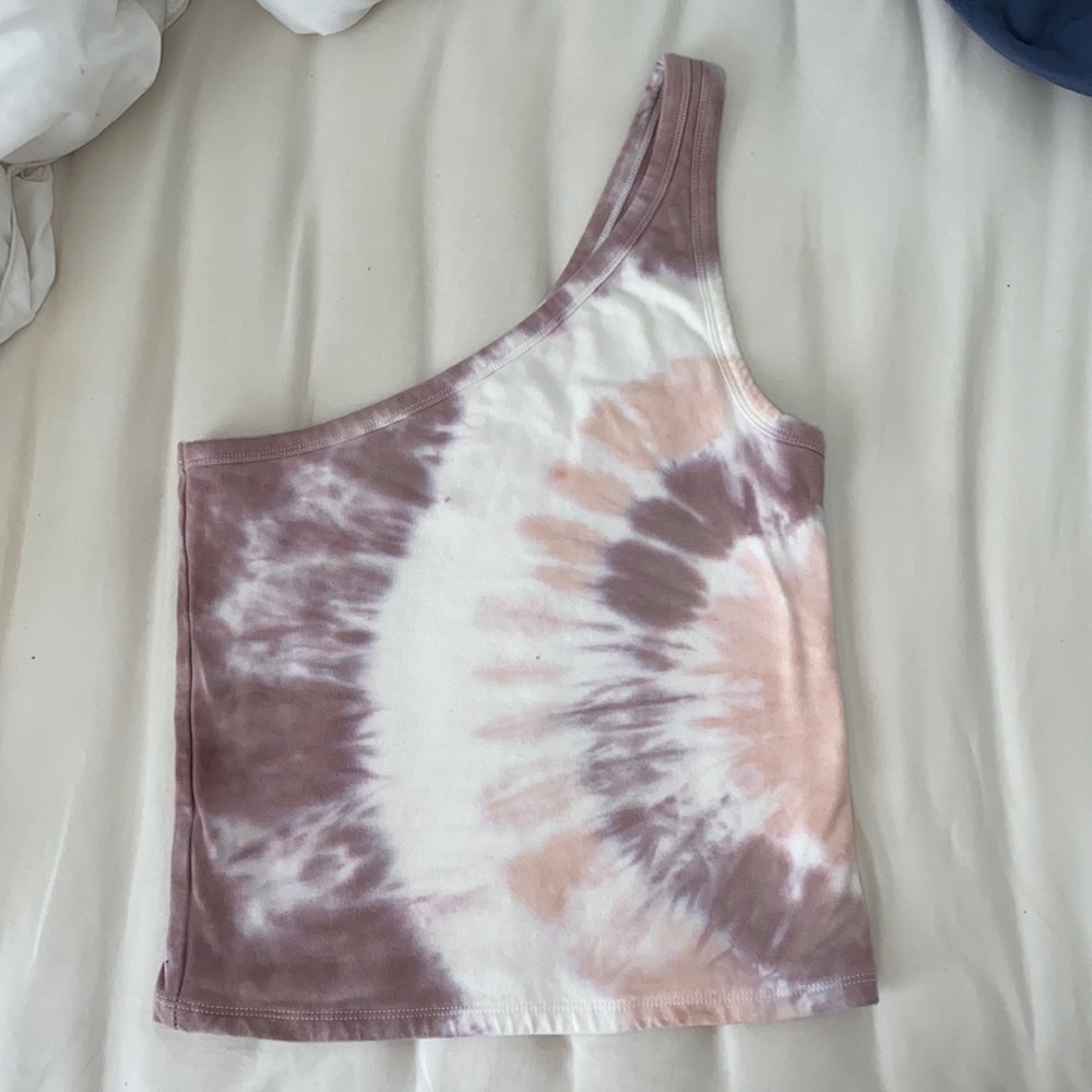 one shoulder tie die tank